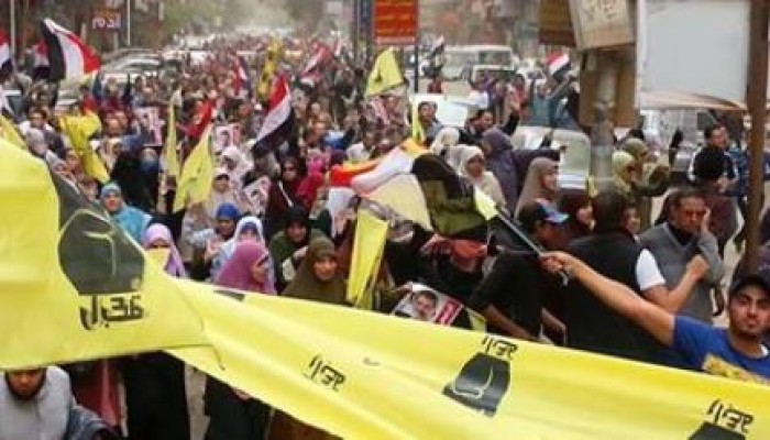 " لن يحكمنا الصهاينة والأمريكان"  مسيرات حاشدة في أحياء الهرم