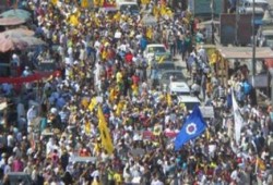 قوات الأمن تعتقل سيديتن بالسويس وحركات ثورية تهدد بالتصعيد للإفراج عنهم