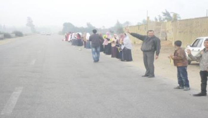 سلاسل بشرية بالشرقية استمرارًا لفعاليات "لن يحكمنا الصهاينة والأمريكان"