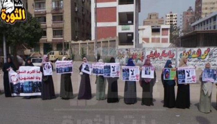 حركة نساء ضد الانقلاب تنظم وقفة أمام المجلس القومي للمرأة  في اليوم العالمي للمرأة