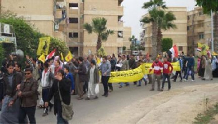 مسيرة الثوار بجامعة عين شمس تدق الطبول لرحيل العسكر