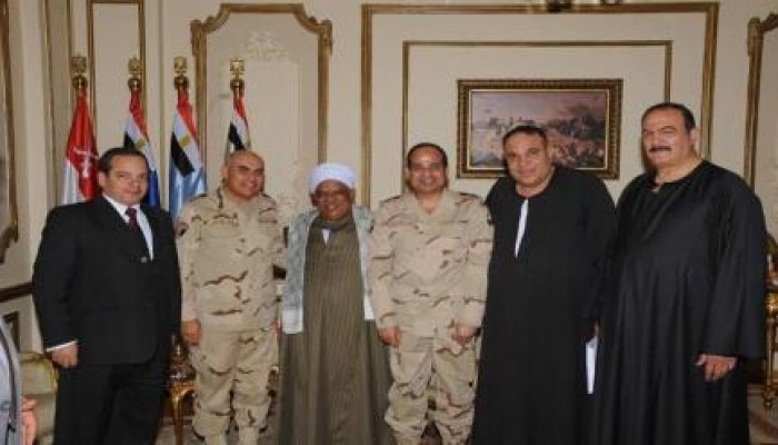 بالصور: "السيسى" يلتقي قيادات الحزب الوطني المنحل في لقاء وفد نقابة الفلاحين