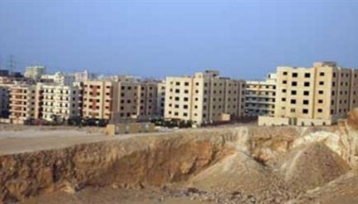 "أنا آسف ياريس" مكذبة قائد الانقلاب: مشروع المليون وحدة سكنية ليس جديدًا