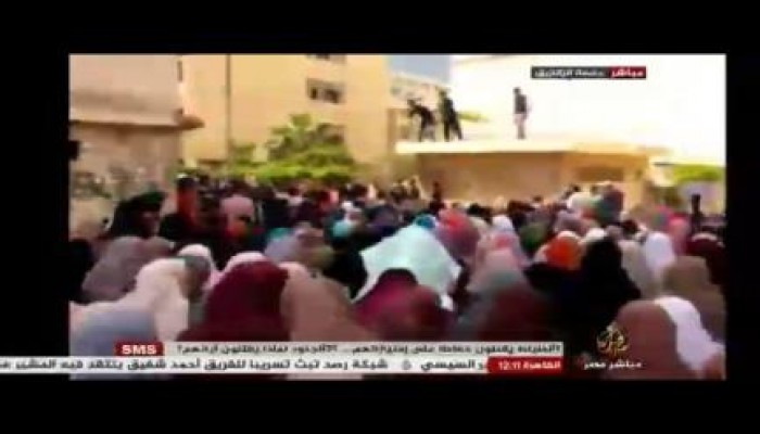 مظاهرة حاشدة بجامعة الزقازيق ضد الانقلاب