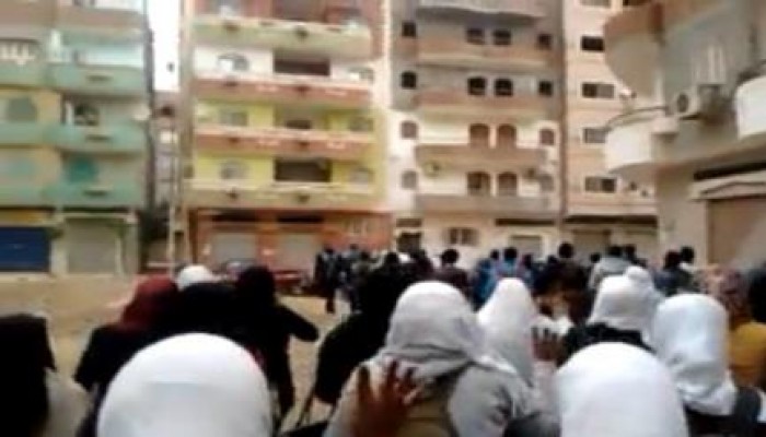 ثلاثى الرعب بالإسماعيلية ينظم مسيرة مناهضة للانقلاب بأرض الجمعيات