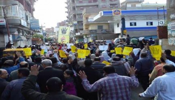 "الشارع لنا .. معا للخلاص" .. ثوار المنزلة ينتفضون ضد العسكر