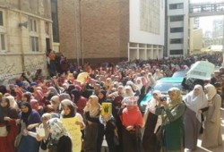 طلاب تربيه الاسكندرية  يطلقون حمله " اكتب رساله للمعتقلين"
