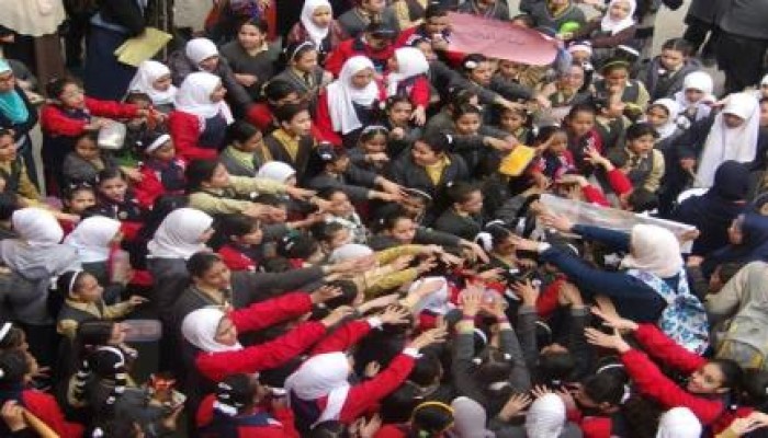 مظاهرات طالبات مدرسة المدينة المنورة ضد قرار حكومة الانقلاب