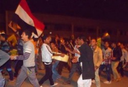 أهالي الاسكندرية ينددون بانقطاع النور والمياه خلال المسيرات الليليه