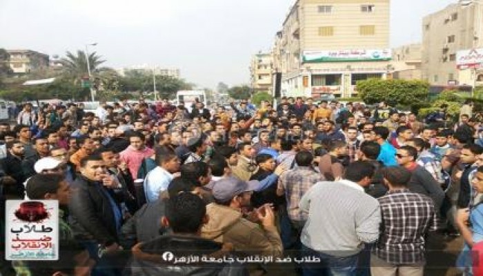 أسود الأزهر يبدأون الموجة الثورية الجديدة: مسيرة بالحي السابع أمام الشبراوي (صور)