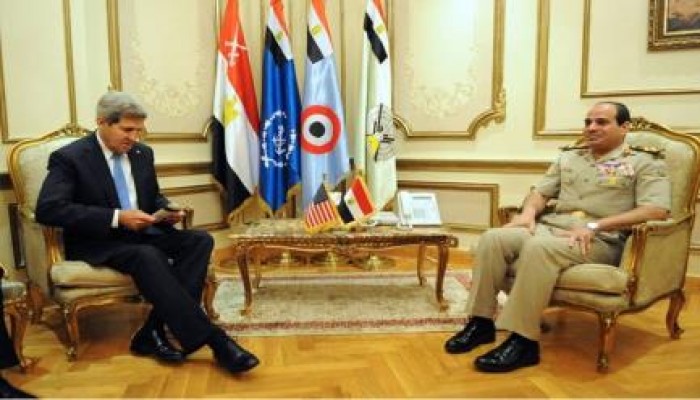 "واشنطن بوست" الأميركية تصف وزير الخارجية الأمريكي بـ"المطبل والمزمر" للعسكر في مصر