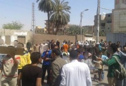 طلاب ضد الانقلاب بقنا يشاركون بوقفة في جمعة "أم الشهيد"