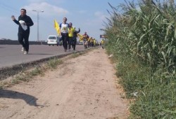 طلاب وعفاريت ضد الانقلاب تنظمان مارثون جري على طريق أبو حمص-البحيرة الزراعي