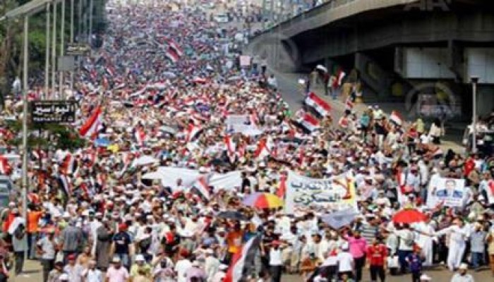 واشنطن بوست: بعد مرور 8 شهور التظاهرات السلمية مازالت مستمرة ضد الانقلاب العسكرى