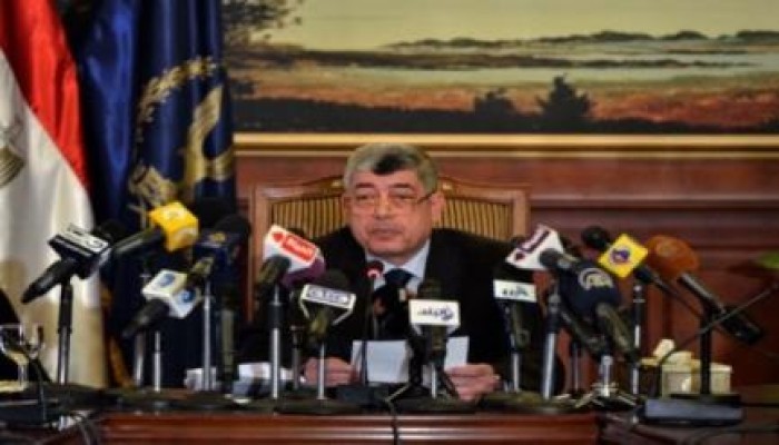 داخلية الانقلاب تقتل مسناً صعقا باكهرباء أثناء اعتقال ابنائه