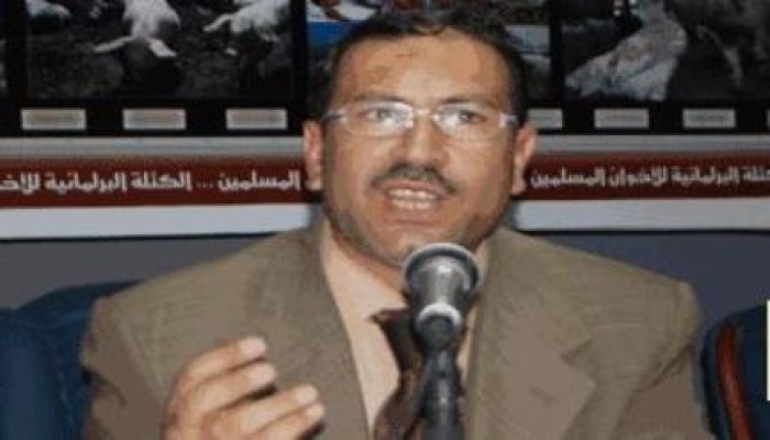 رسالة من أب معتقل لابنه المتختطف وزوجه المكلومة