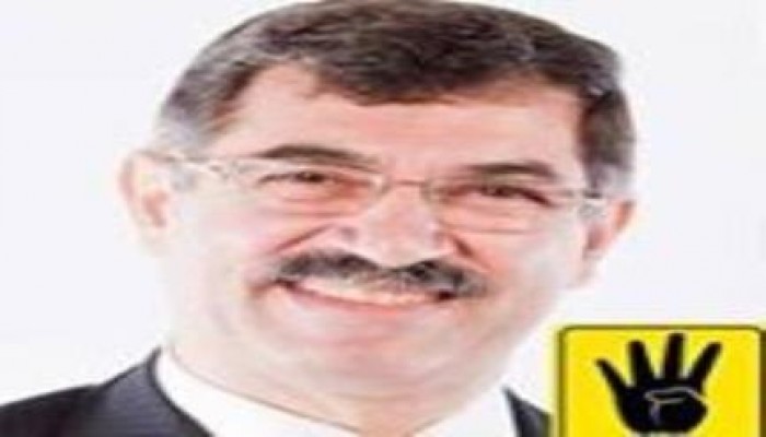 علاء صادق: الانقلاب يهدر في كل ثانية ما يكفي 5 اسر مصرية خلال سنة