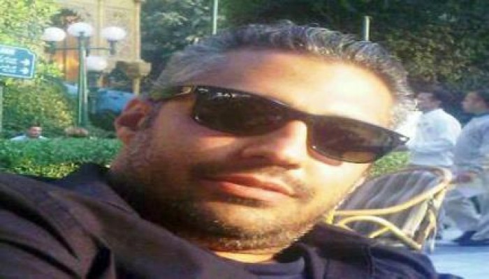 الجارديان : مصور الجزيرة فقد ذراعه بعد منع العلاج عنه