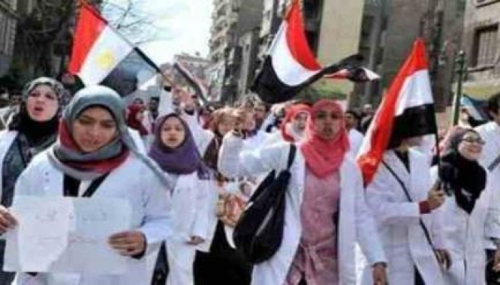 بيطريو الاسكندرية يتظاهرون للمطالبه بالكادر الخاص !