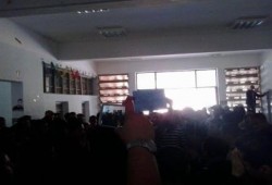 مظاهرة مفاجئة بهندسة المنيا ردا على حكم المجنون "سعيد صبرى" باعدام 529 من معارضي الانقلاب