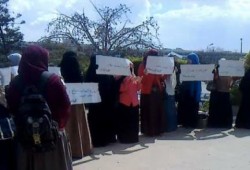 ثوار جامعة القناة يجبرون أمن الجامعة على إطلاق سراح زميلهم