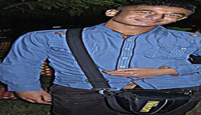 استشهاد الطالب حسام سلامة برصاصة في الرأس عند جامعة القاهرة