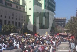 "معاً للخلاص": حشود هائلة تتجمع لبدأ مسيرة المطرية بالقاهرة (صور)