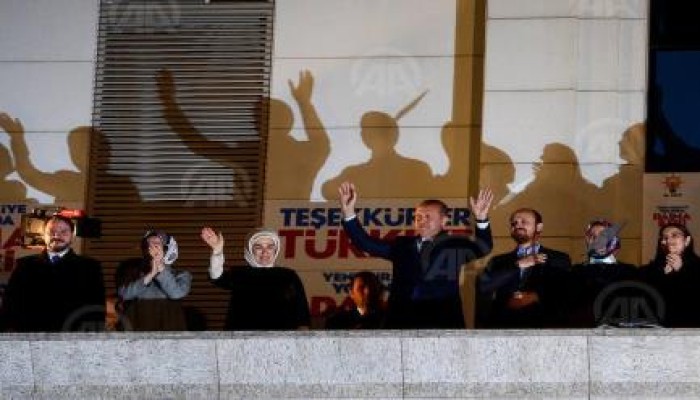 أردوغان احتفالا بالفوز: إخواننا في مصر يرون نجاحنا نصرا لهم