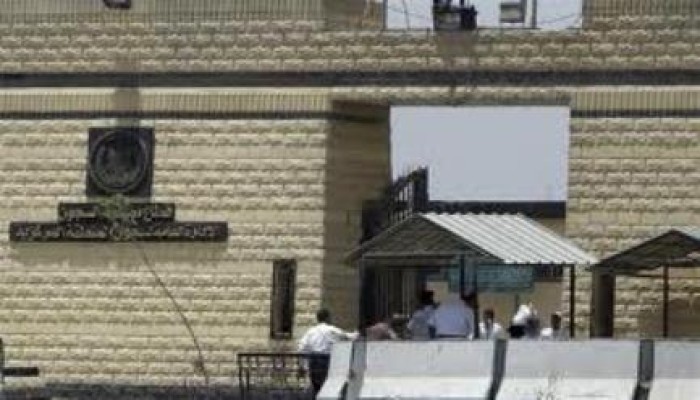 200 معتقل يضربون عن الطعام بسجن الحضرة بالإسكندرية