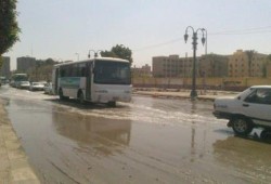 المنيا:  غرق 3 أحياء بمدينة المنيا في مياه الصرف الصحي