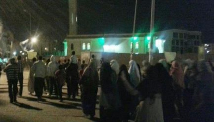 بالصور: مسيرة ليلية بالشيخ زايد تتحدى الحصار الامنى الانقلابى استعدادا لمليونية الغد