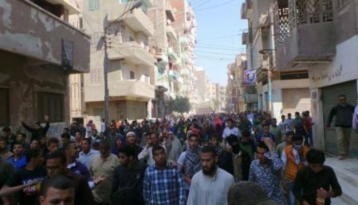 حشود أهالي الفيوم تنتفض ضد الانقلاب "عاش نضال الطلبة"