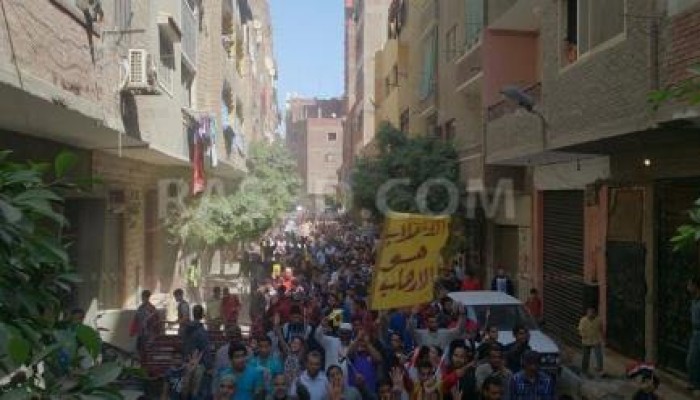 حدائق حلوان تبدأ الانتفاض بآلاف الثوار
