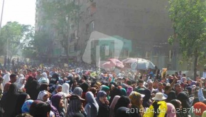 تجمع عشرات الآلاف من رافضي الإنقلاب العسكري بعد إنضمام مسيرة المطرية وعزبة النخل والمرج