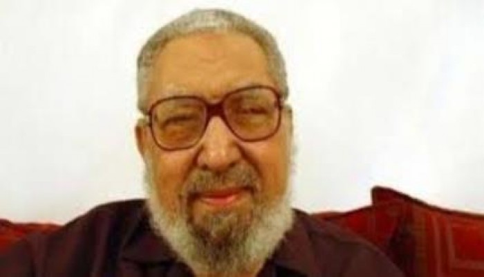 الاتراك يصلون الغائب في اسطنبول علي المفكر الاسلامي محمد قطب