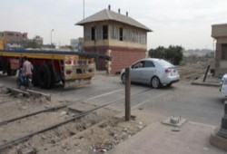 حادث تصادم قطار قنا كانت  مع سيارة وقود