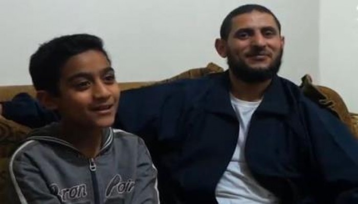 بالفيديو فرحة الخروج وثبـات الأحرار أيمن عبدالجواد بعد إخلاء سبيله من سجن برج العرب ل