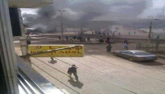 قطع الطرق والإنترنت عن مناطق الإشتباكات وتعليق الدراسة بجامعة أسوان