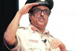 خلفان يحذر من انهيار أنظمة الخليج لو انهار الانقلاب بمصر