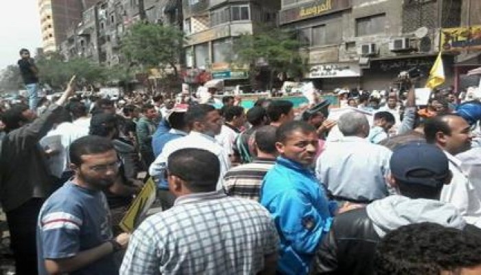 بدء احتشاد المتظاهرين بالمطرية في جمعة "الانقلاب أصل الخراب"