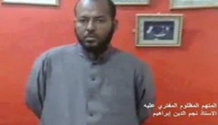 شاب من بني هلال يبريء مدرس أمبركاب النوبي من إتهامات الداخلية الملفقة