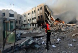 الجيش الصهيوني يقصف منازل وأراضٍ جنوبي قطاع غزة