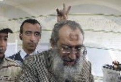 حاتم عزام يحذر : برهامي "حالة" و ليس شخص!