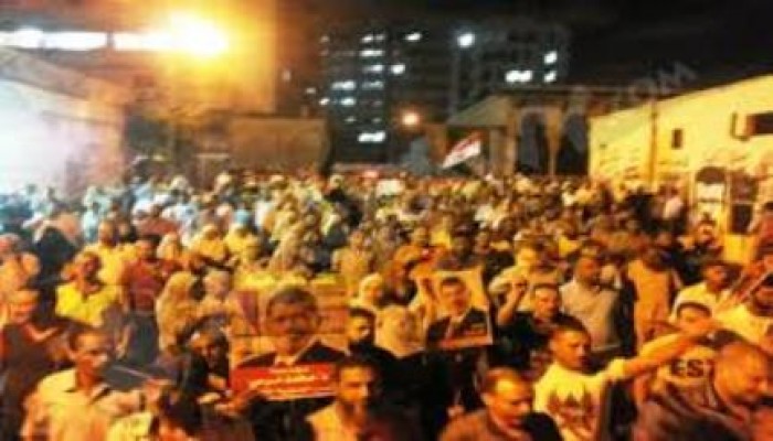 عشرات الآلاف من أهالي الإسكندرية يحيون ذكري الفض