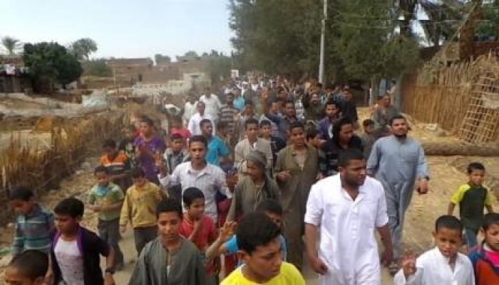 ثوار ديروط ينتفضون ضد الانقلاب - بث مباشر - "مصر ليست تكية"