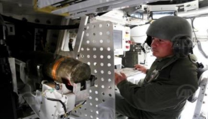 "تركيا" تصنع عربة لإمداد المدافع بالذخيرة آلياً