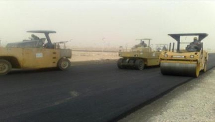 استمرارًا لإهدار المال العام.. غضب أهالى منيا القمح بعد رصف الطرق وسد بلوعات الصرف