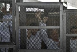 دفاع صحفيي الجزيرة المعتقلين يطالب بالإفراج عنهم أمام قضاء الانقلاب في جلسة اليوم
