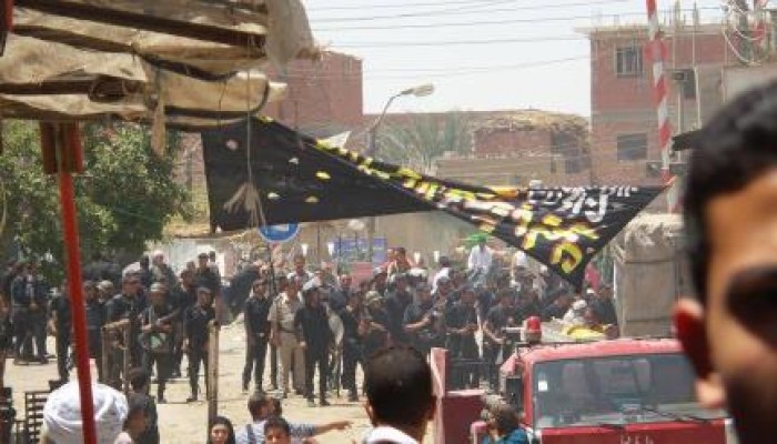 طائرات عسكرية تحلق فوق سماء الميمون ودعوات للزحف نحو القرية