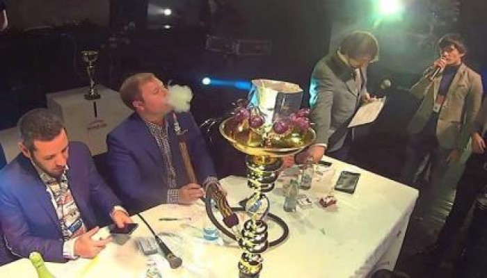 بعد حذف مادة حماية الدولة للاخلاق من الدستور: مصر تستضيف اليوم بطولة العالم في "الشيشة"